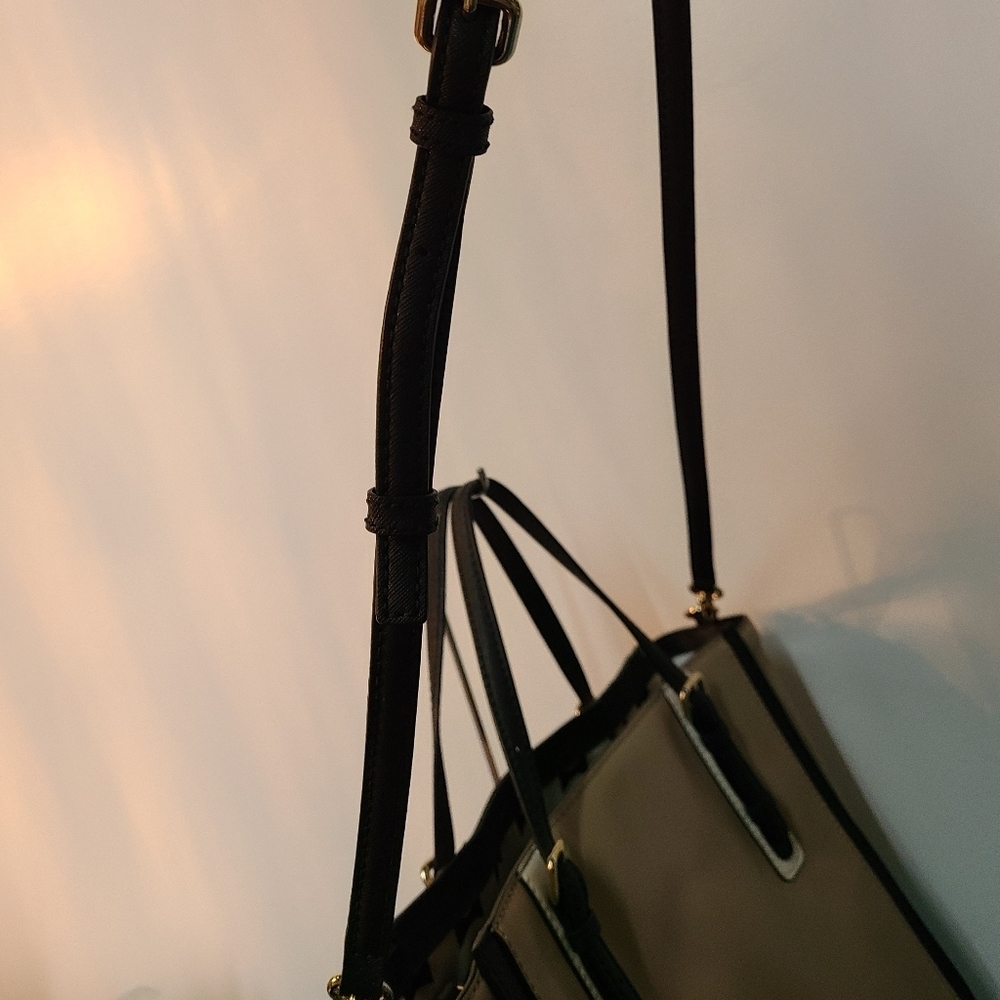 Kate Spade Handbag - Picture 13 of 16